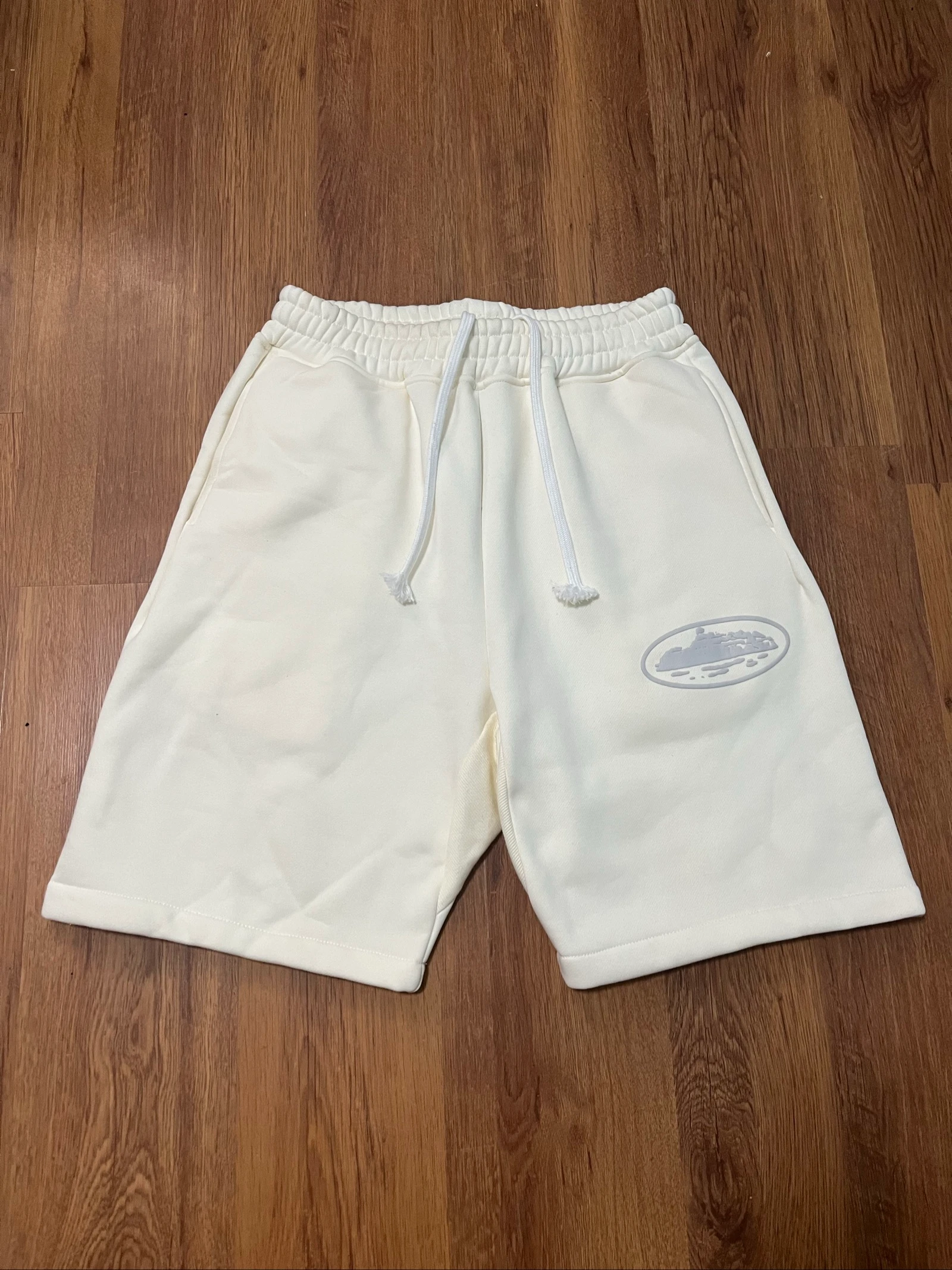 Short corteiz